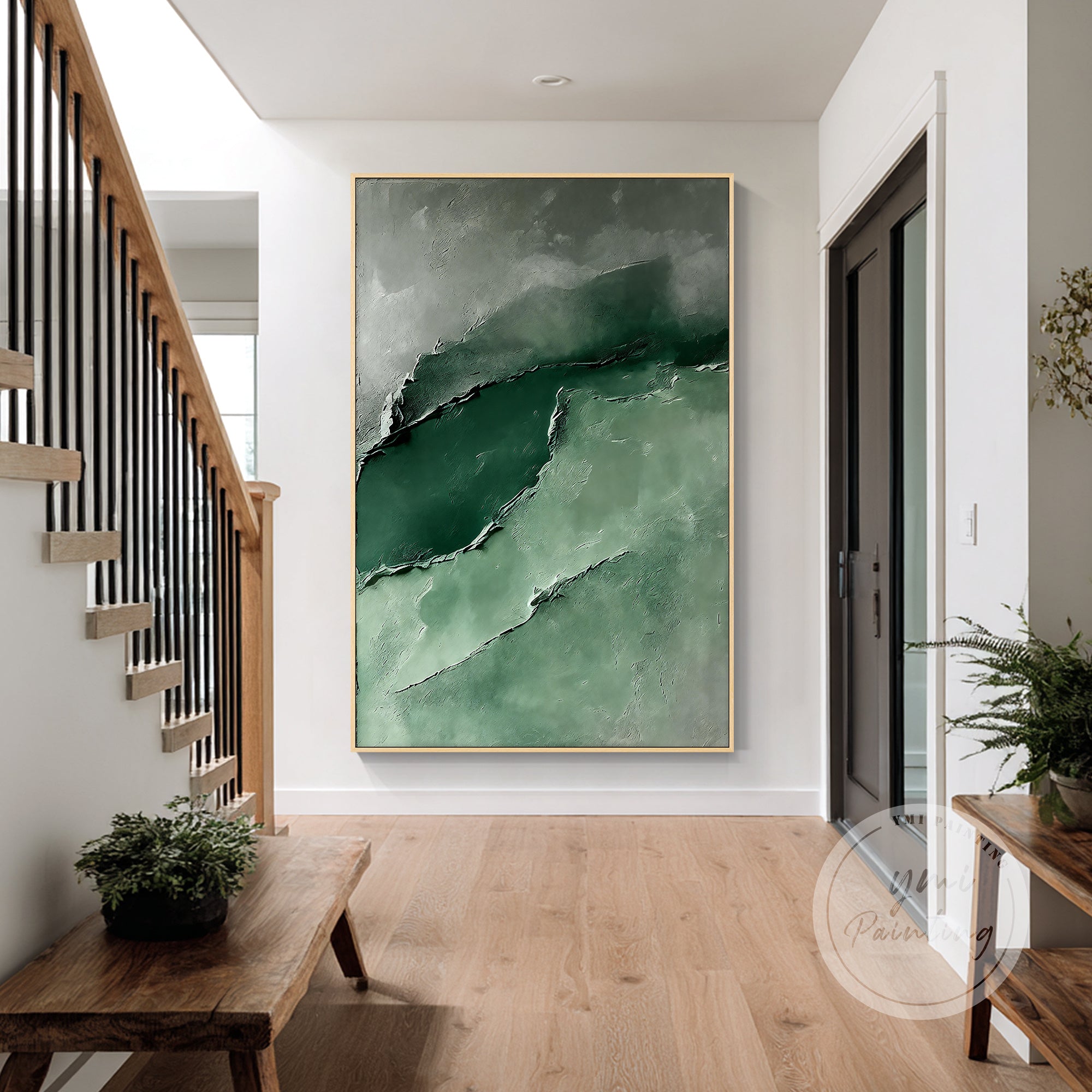 Decoração abstrata de parede verde colocada numa sala de jantar contemporânea.