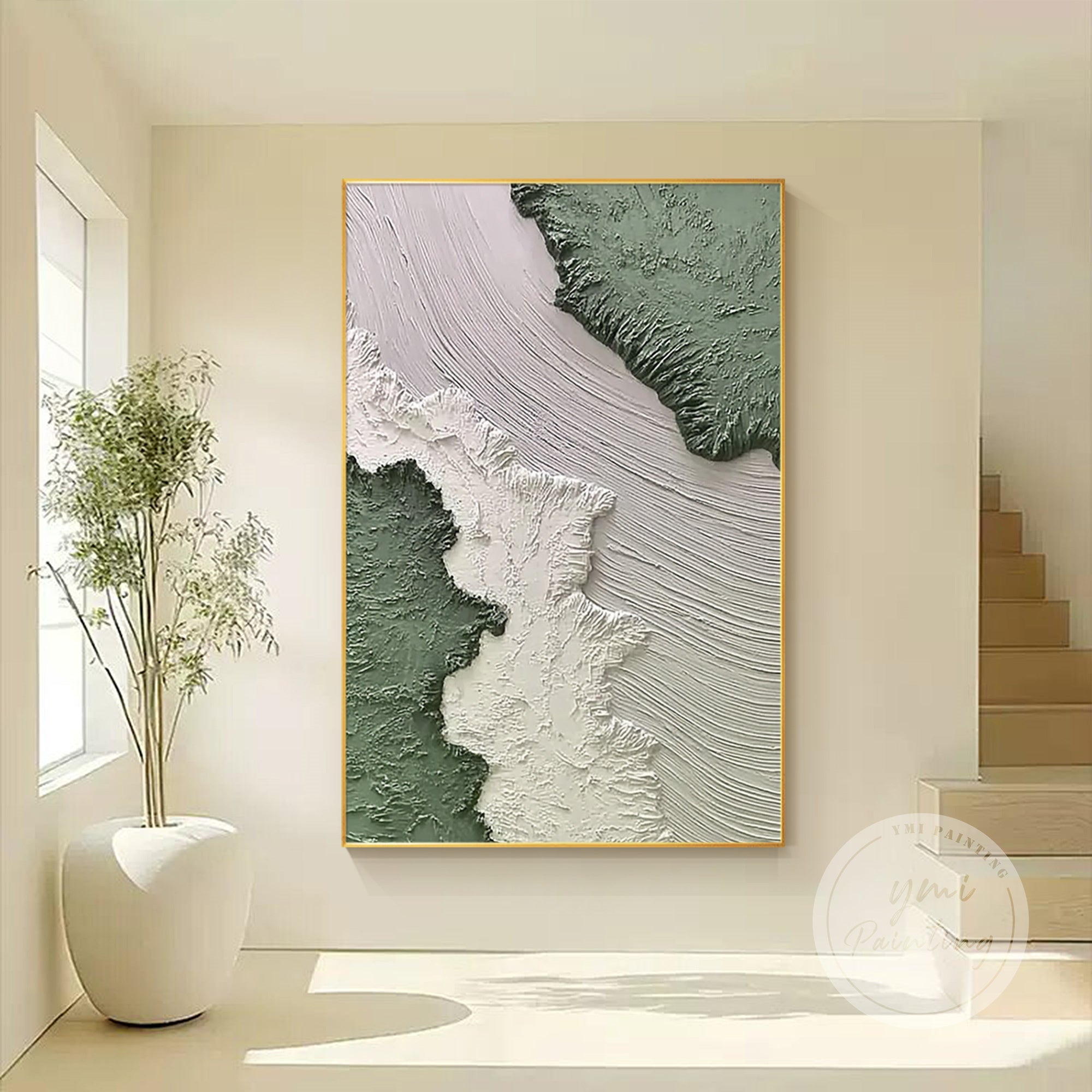 Opera d'arte murale testurizzata ispirata all'oceano, collocata in una sala da pranzo contemporanea.