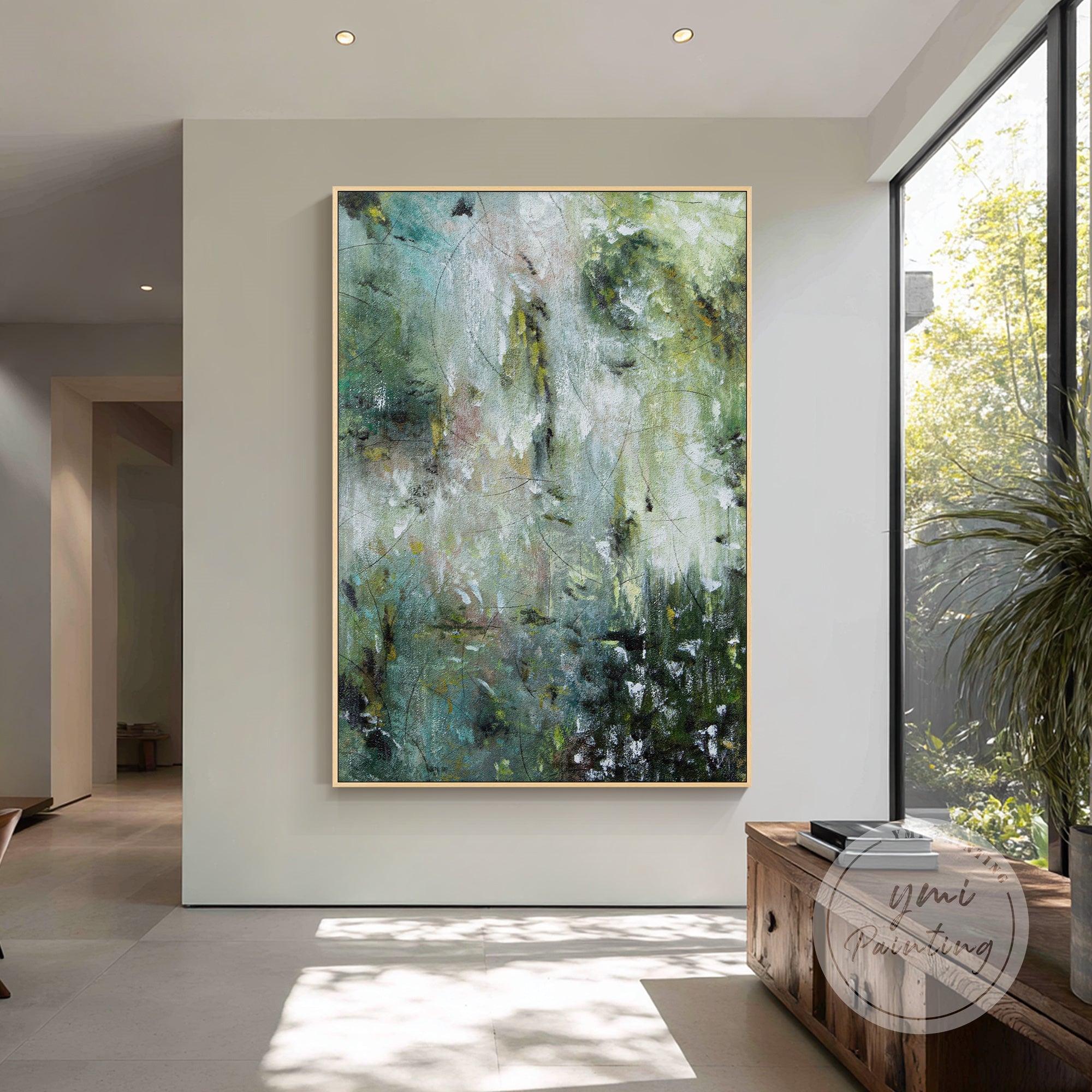 pintura abstrata verde texturada numa entrada minimalista