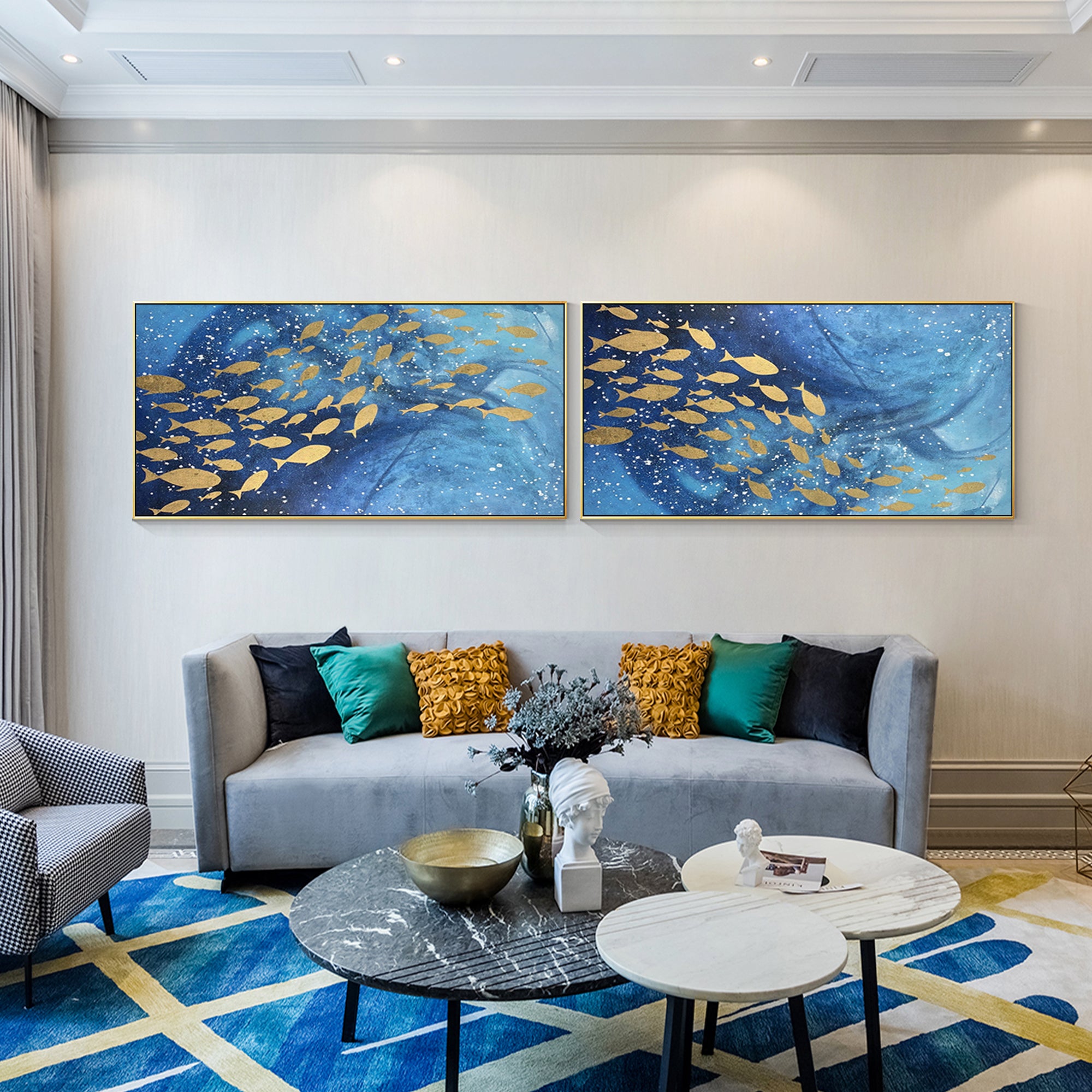 2er-Set abstrakte Wandkunst mit Fischen in Blau und Gold